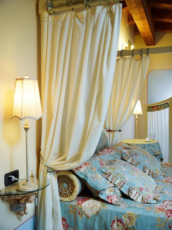 Agriturismo Otto Ducati D'Oro Изола-делла-Скала Экстерьер фото