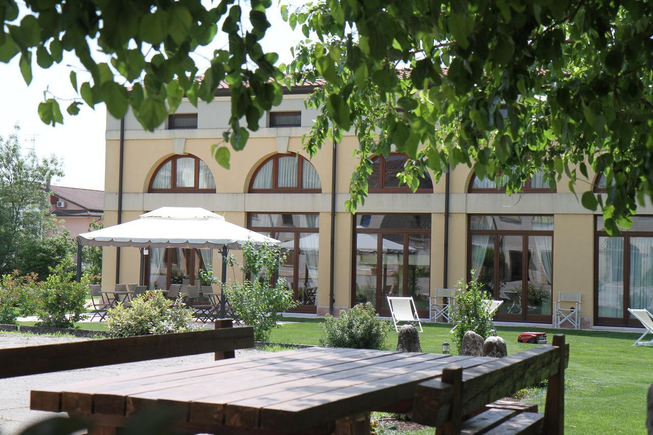 Agriturismo Otto Ducati D'Oro Изола-делла-Скала Экстерьер фото